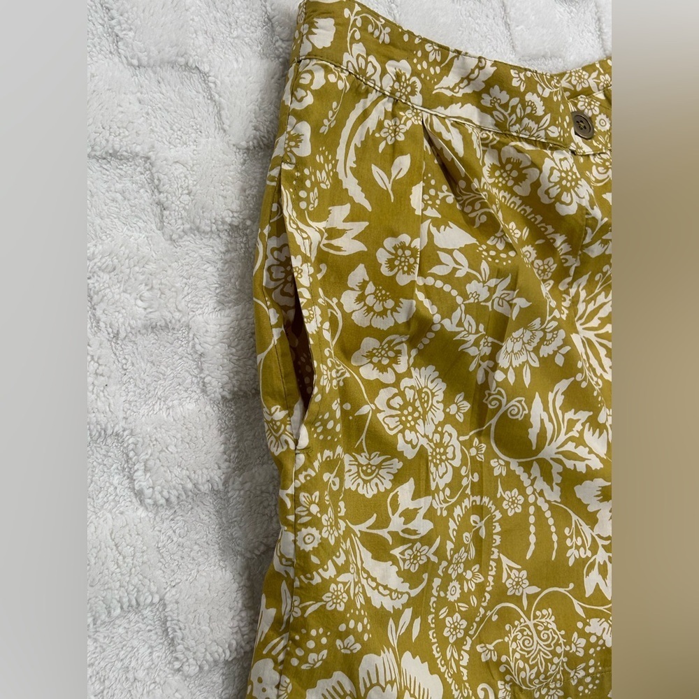 Maeve Yellow Floral Women's Shorts - Picture 14 of 14